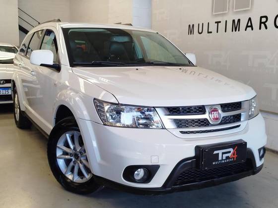 FIAT FREEMONT 2.4 EMOTION 16V GASOLINA 4P AUTOMÁTICO